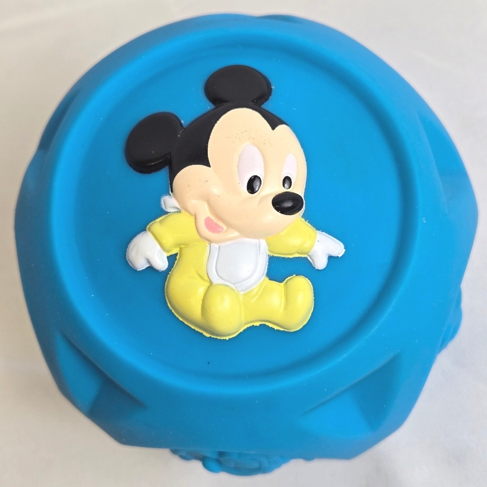 Disney Arco Mickey Mouse & friends, Round Ball Squeak Toy, Blue, 4.5"‎ Vintage